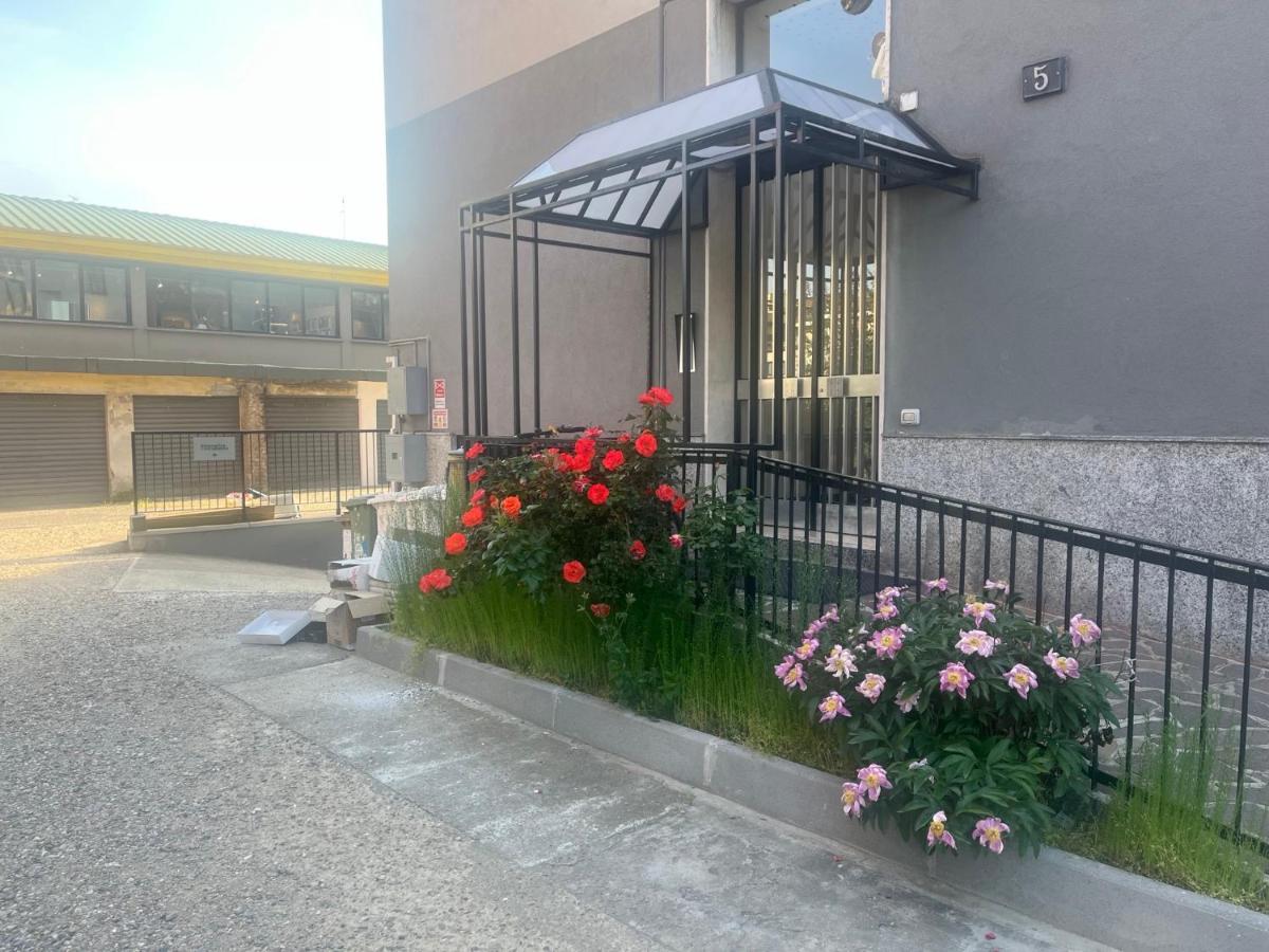 Alessandro'S Mansion Milan Exterior photo